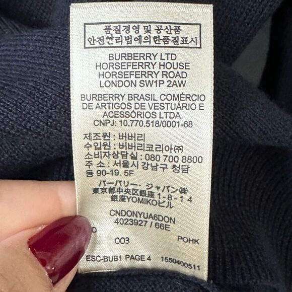 Burberry Brit Check Print Cuff V-Neck Cashmere Navy Blue Sweater Size SP - Picture 9 of 9
